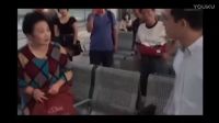 爆笑视频 公共场合抽电子烟 上海小伙激战东北大妈 林则徐躺着中枪！