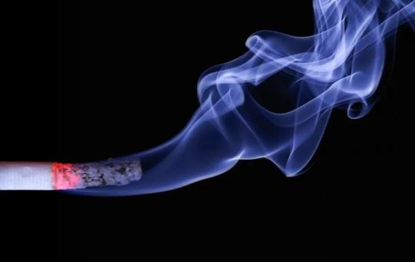 网售电子烟勒令下架：它与传统的卷烟有啥区别？真的能戒烟吗？ 
