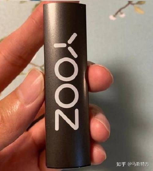 relx电子烟与yooz比较哪个好，yooz电子烟和relx哪个好-第1张图片-小烟专题