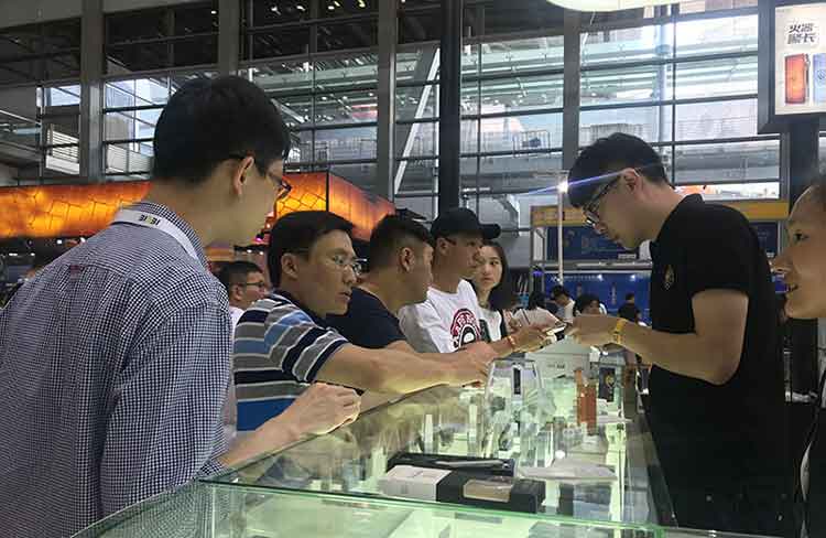 深圳电子烟批发市场引流全球