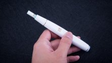 电子烟油进嘴有毒吗e8电子烟评测 《地球与奇葩》ECS——枪械爆珠与香烟评估