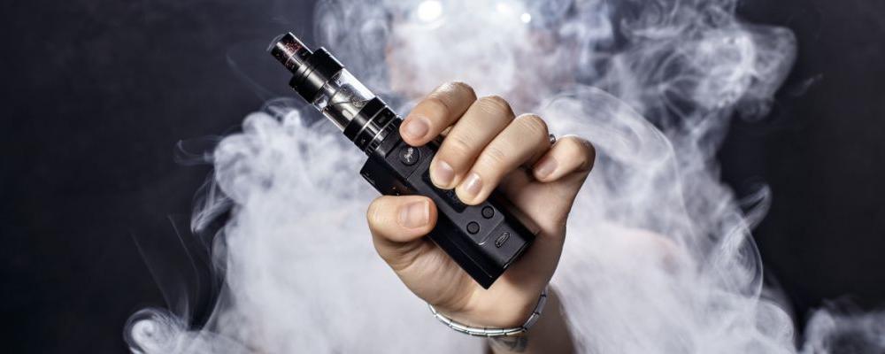 电子烟新款评测_加烟油的电子烟有什么危害_加烟油的电子烟有害吗